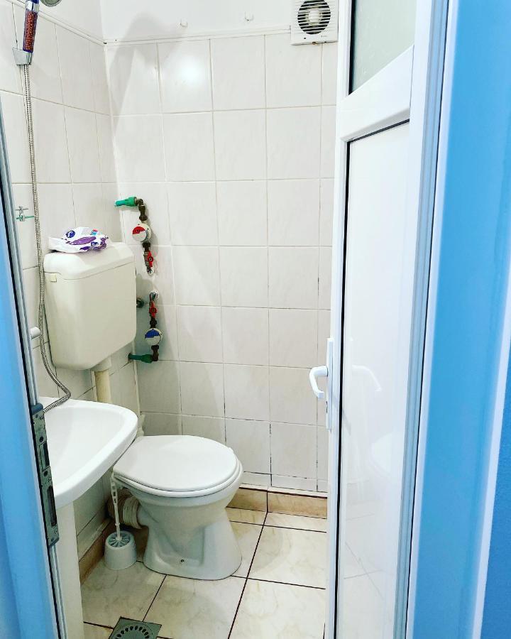 Casa Andu Piata Alba Iulia Apartament Bucureşti
